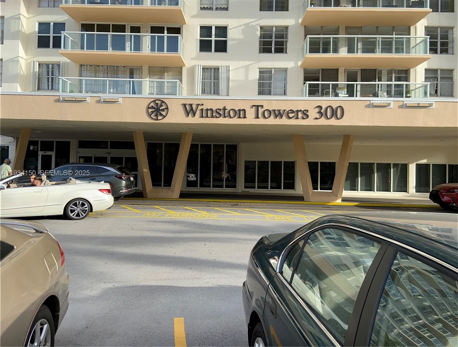 image Winston Towers 30034