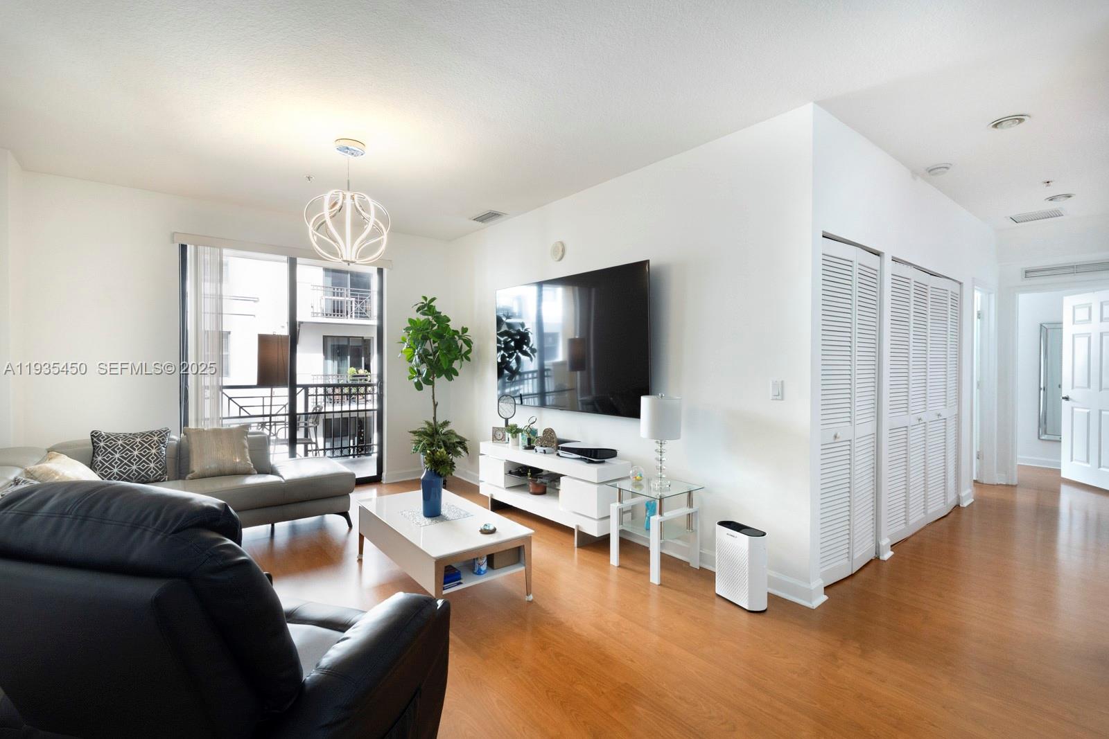 8395 SW 73rd Ave #521 Miami, FL 33143