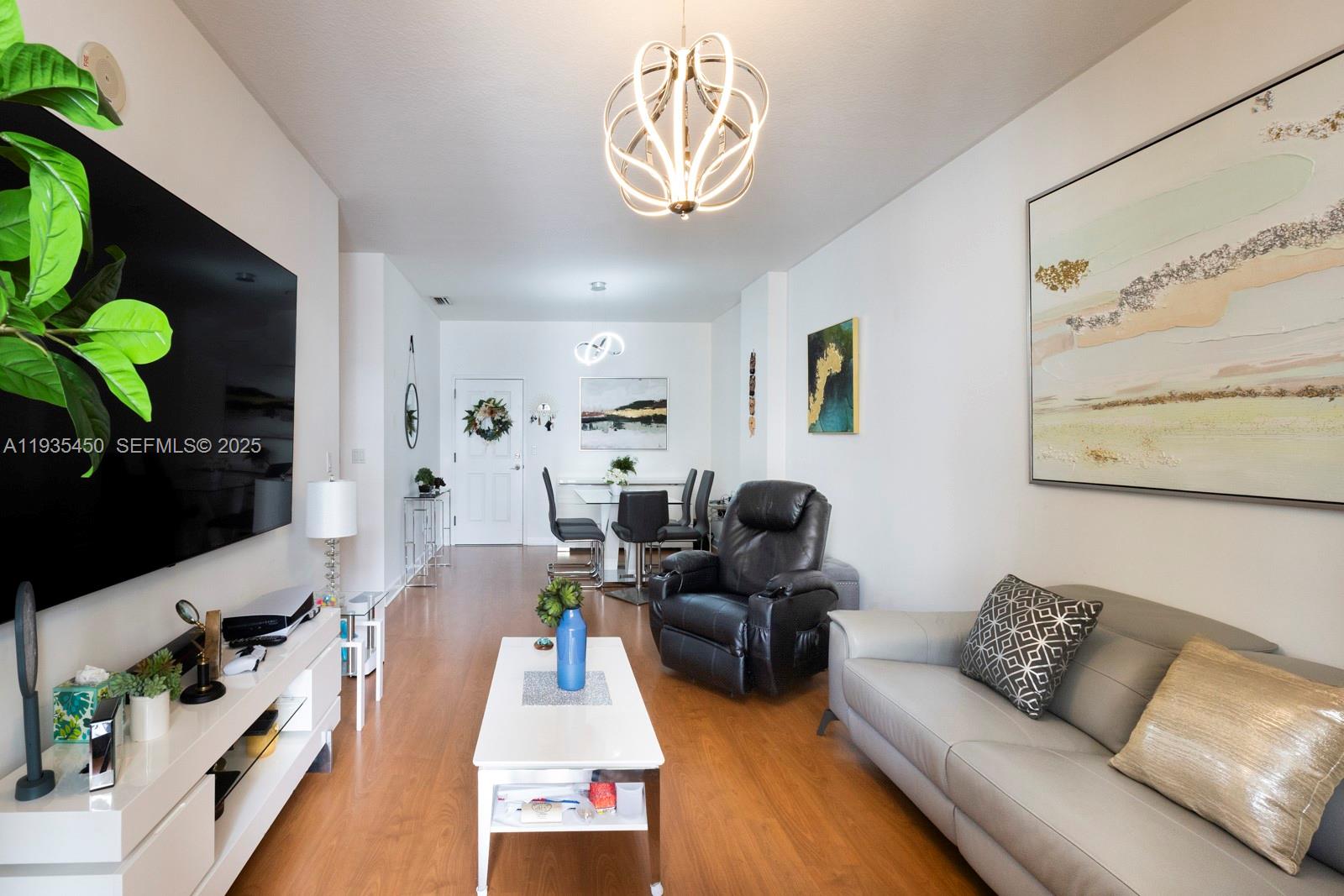 8395 SW 73rd Ave #521 Miami, FL 33143