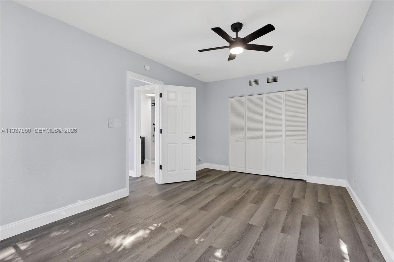 870 NE 144th St North Miami, FL 33161