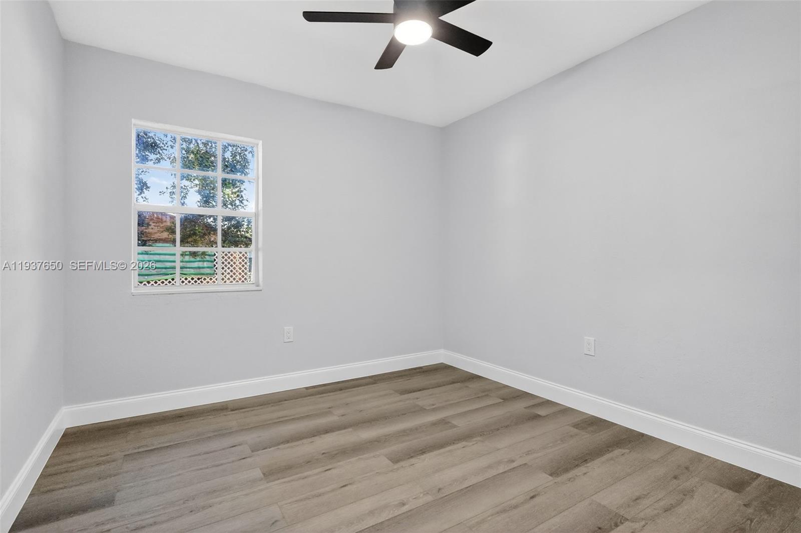 870 NE 144th St North Miami, FL 33161