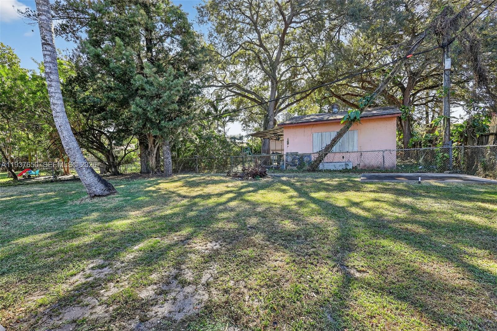 870 NE 144th St North Miami, FL 33161