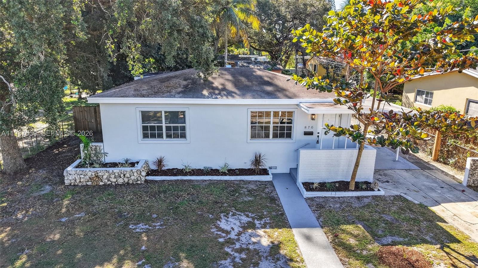 870 NE 144th St North Miami, FL 33161