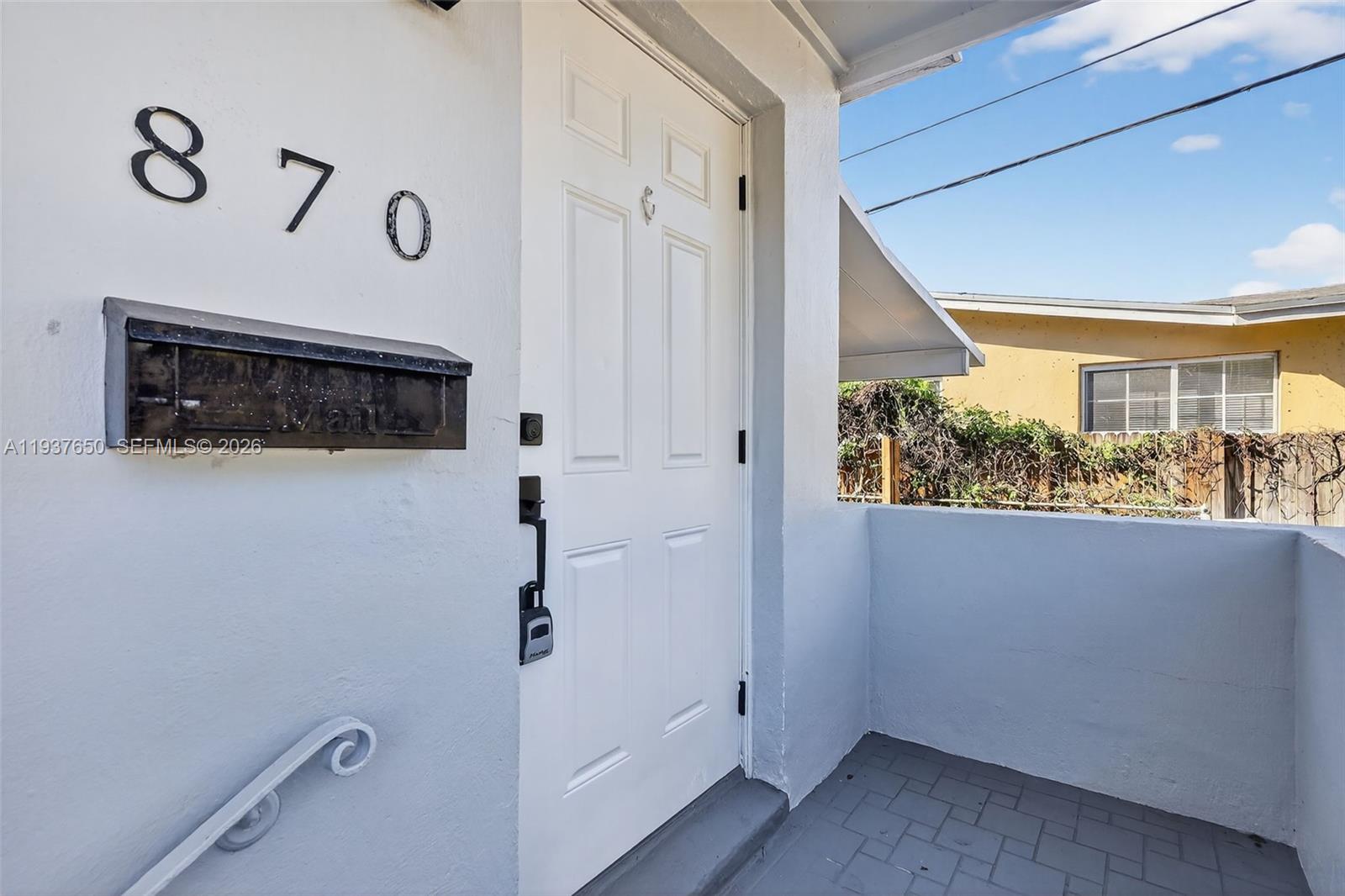 870 NE 144th St North Miami, FL 33161