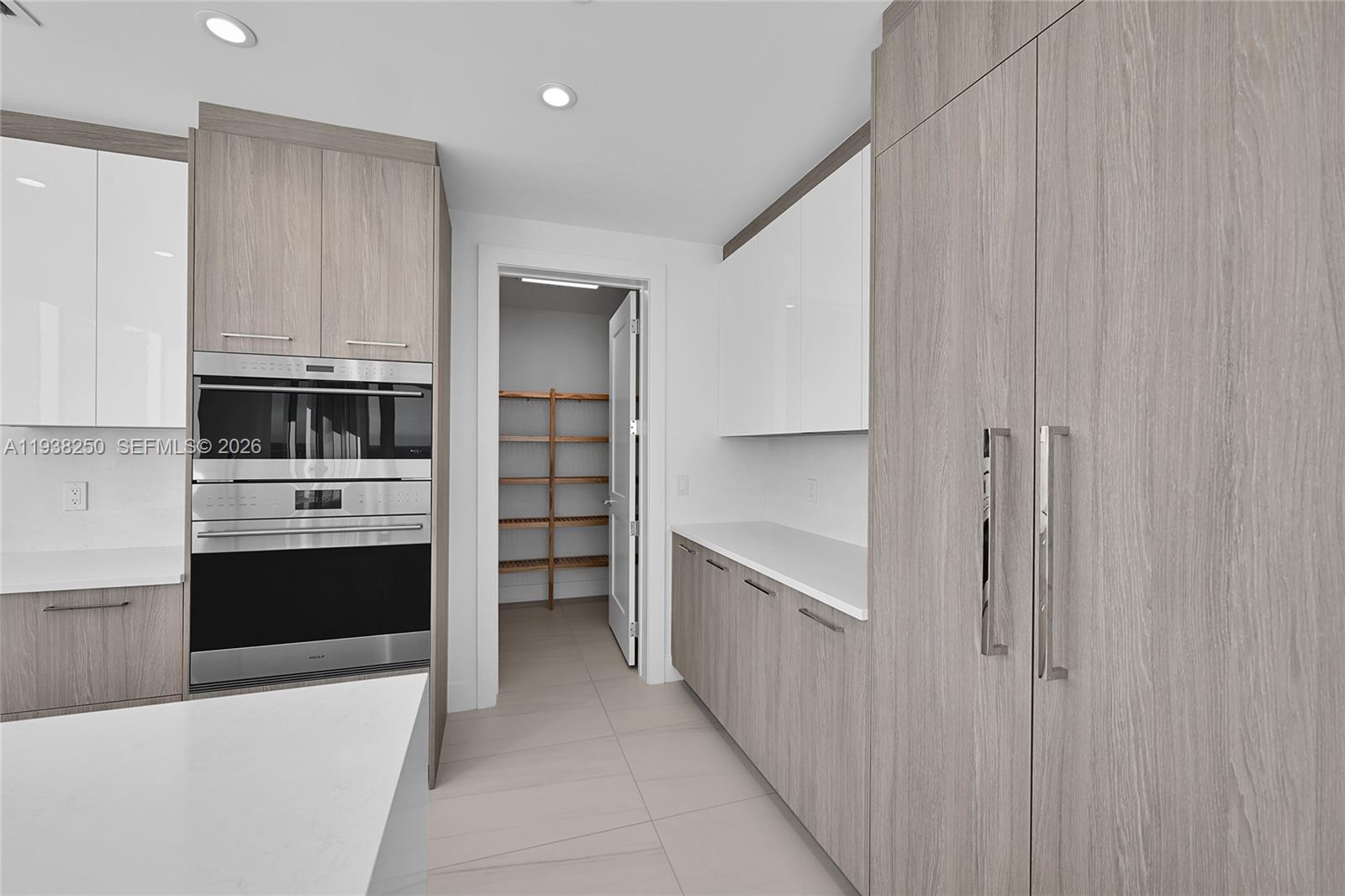 151 N Seabreeze #1701E Fort Lauderdale, FL 33304