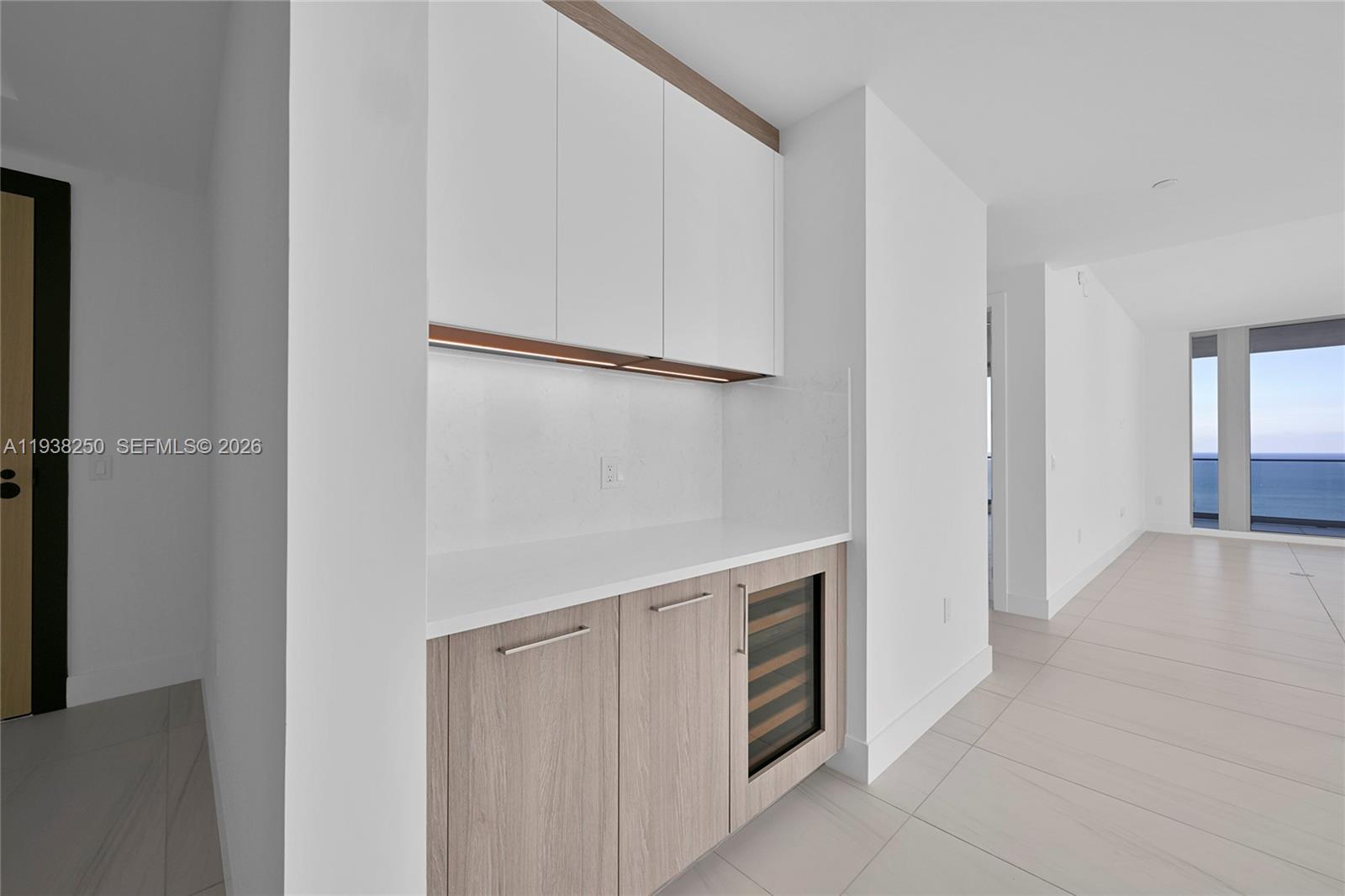 151 N Seabreeze #1701E Fort Lauderdale, FL 33304