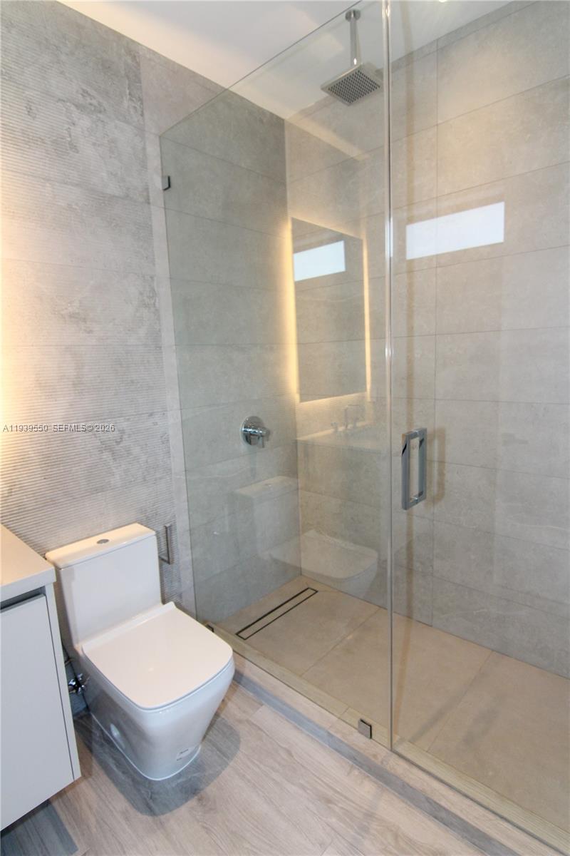 3540 Oak Ave Miami, FL 33133