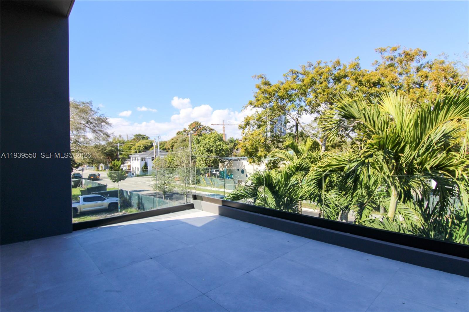 3540 Oak Ave Miami, FL 33133