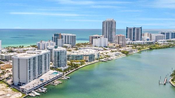 6770 Indian Crk Dr #8B