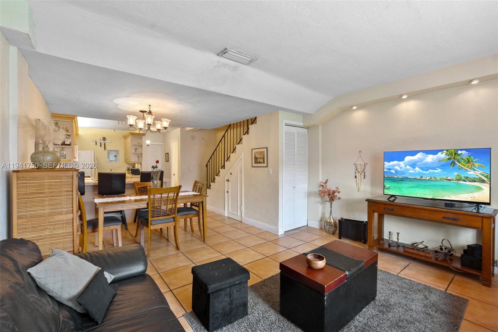 6703 N Kendall Dr #406 Pinecrest, FL 33156