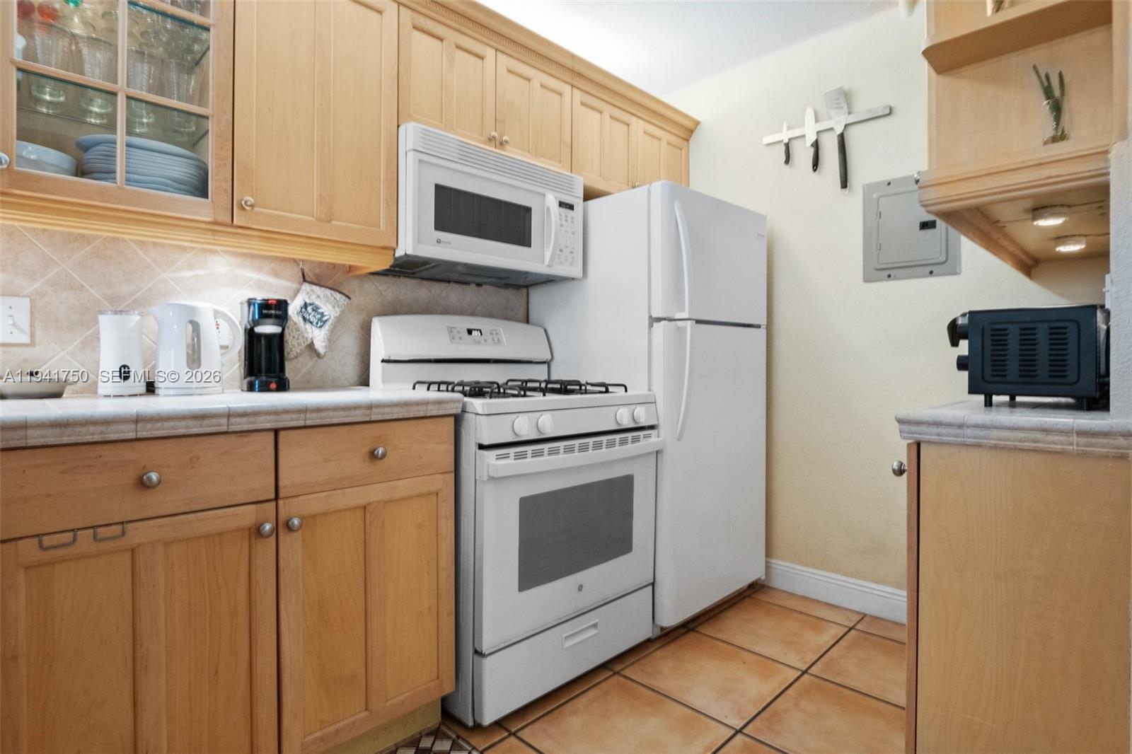 6703 N Kendall Dr #406 Pinecrest, FL 33156