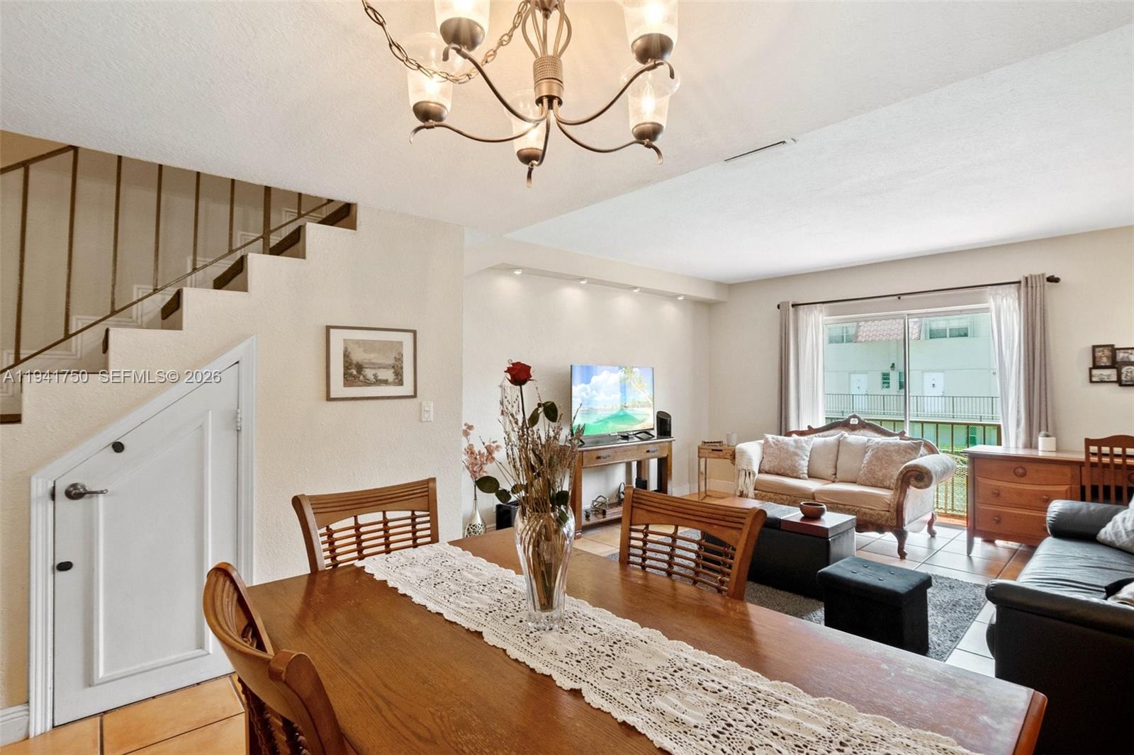 6703 N Kendall Dr #406 Pinecrest, FL 33156