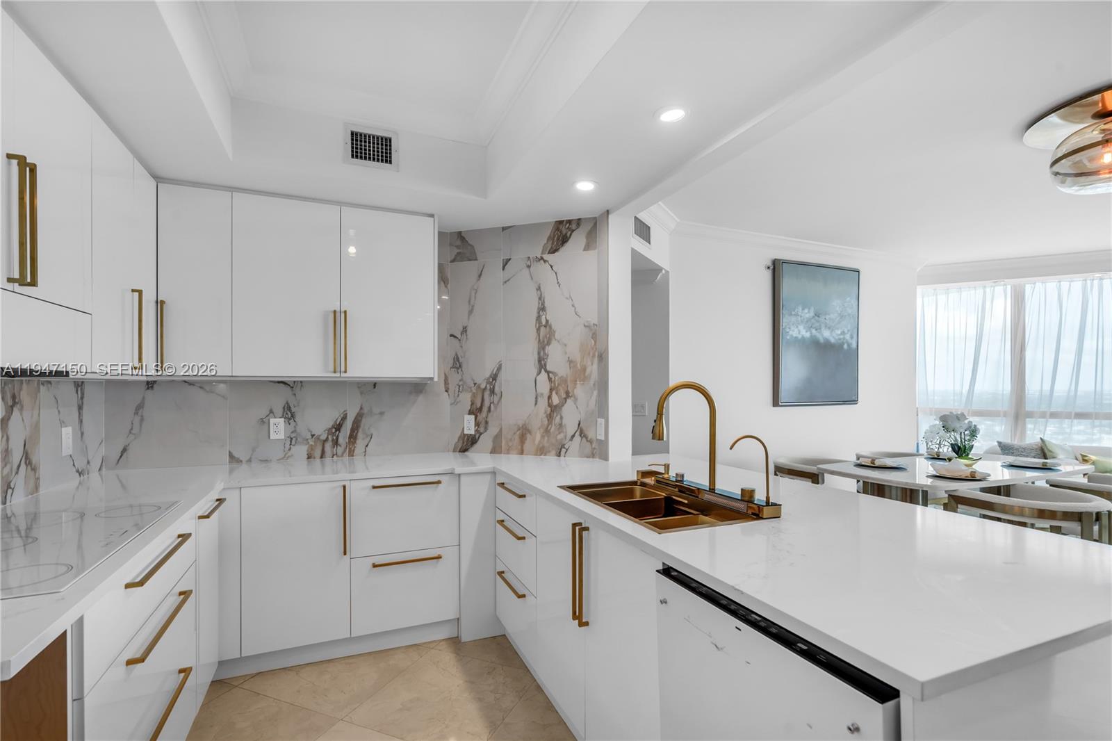 3101 S Ocean Dr #2605 Hollywood, FL 33019