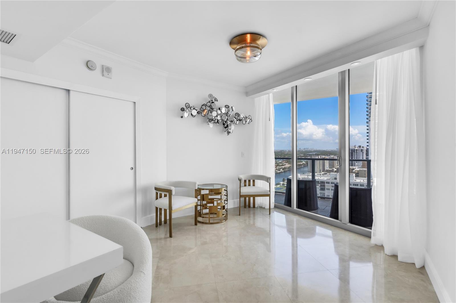 3101 S Ocean Dr #2605 Hollywood, FL 33019