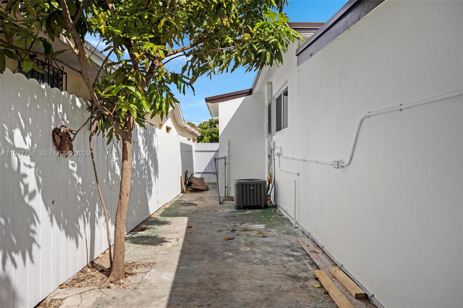 2530 SW 16th Ter #1 Miami, FL 33145