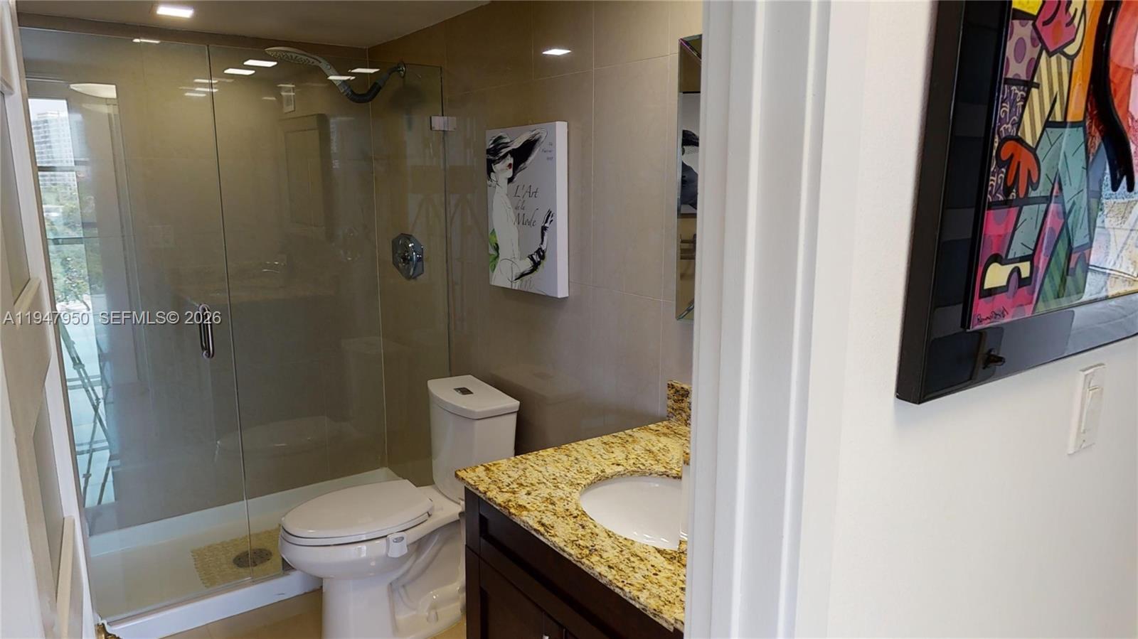 800 Parkview Dr #709 Hallandale Beach, FL 33009