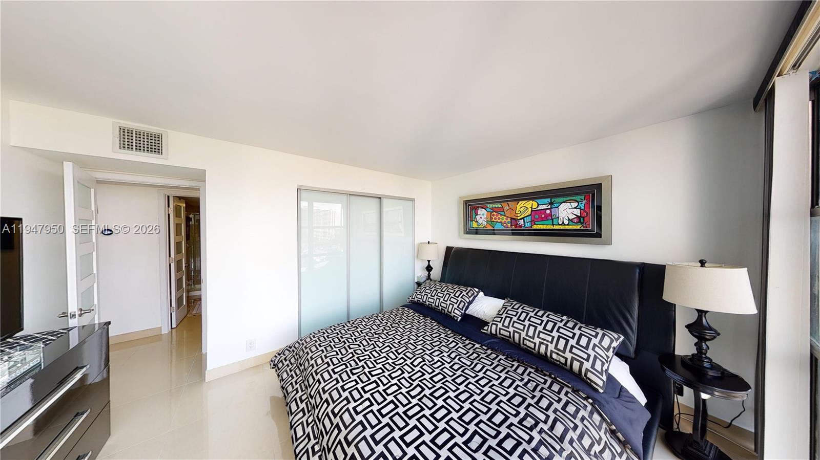 800 Parkview Dr #709 Hallandale Beach, FL 33009