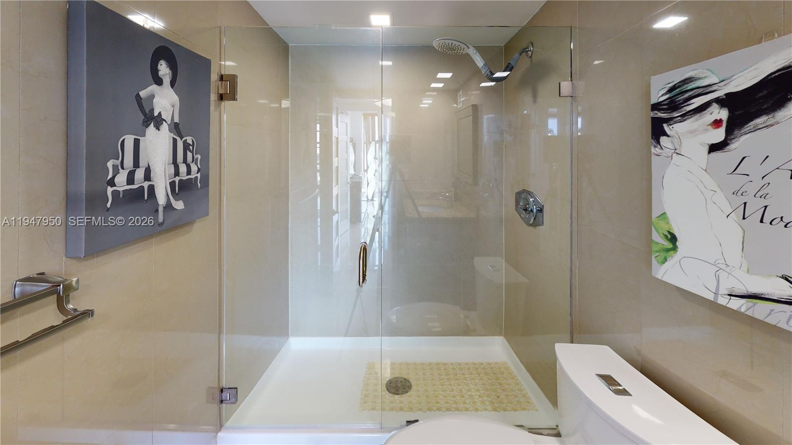 800 Parkview Dr #709 Hallandale Beach, FL 33009