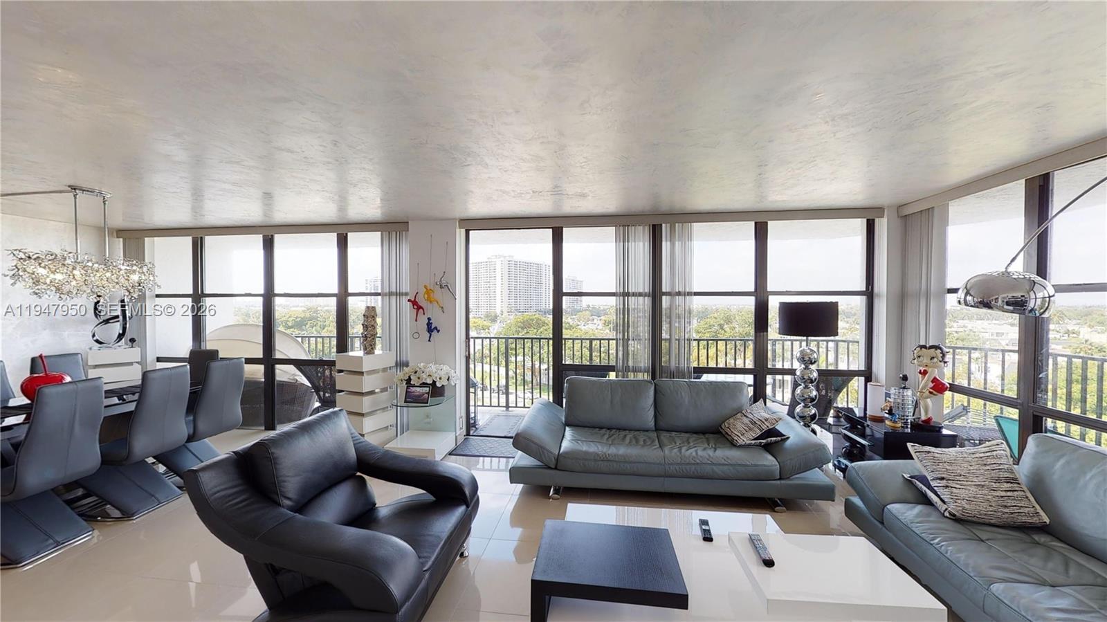 800 Parkview Dr #709 Hallandale Beach, FL 33009