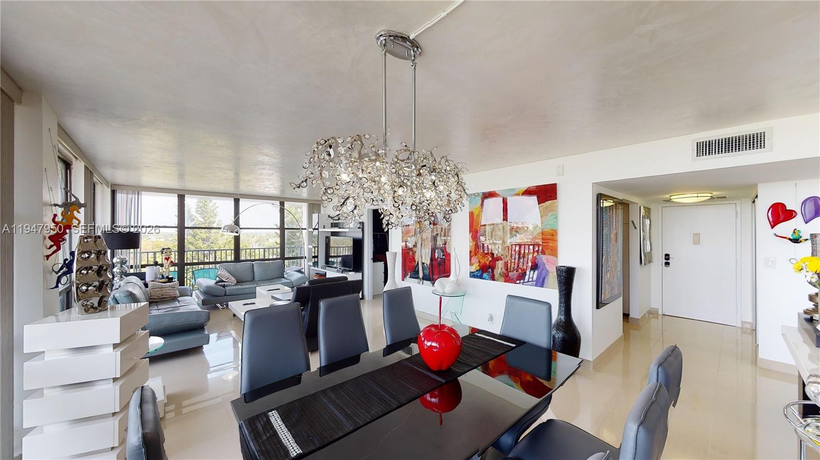 800 Parkview Dr #709 Hallandale Beach, FL 33009