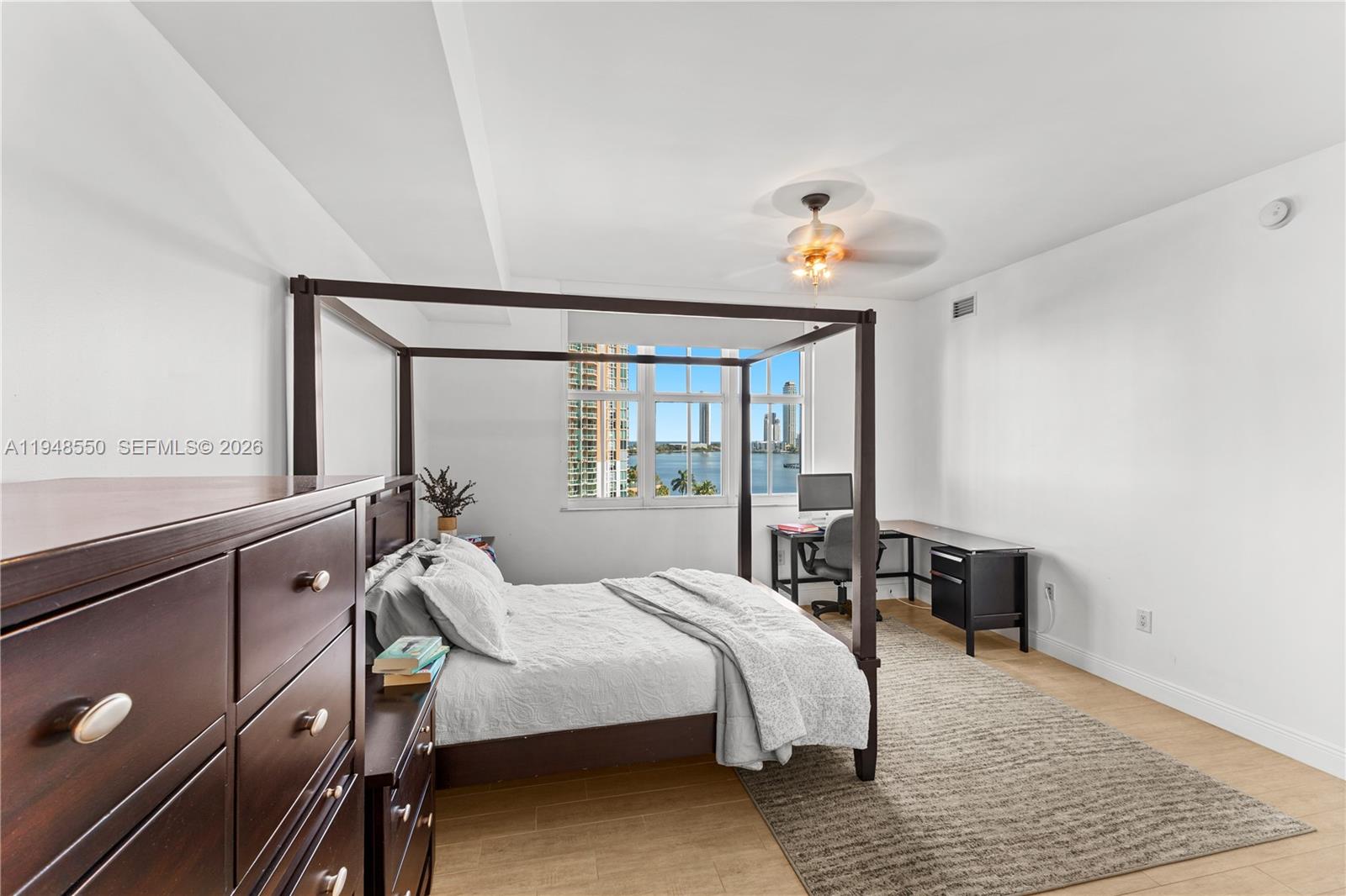 image Aventura Marina 130