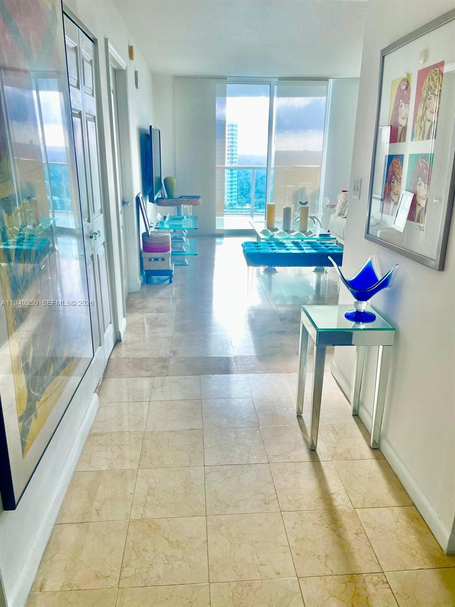 image Skyline on Brickell4