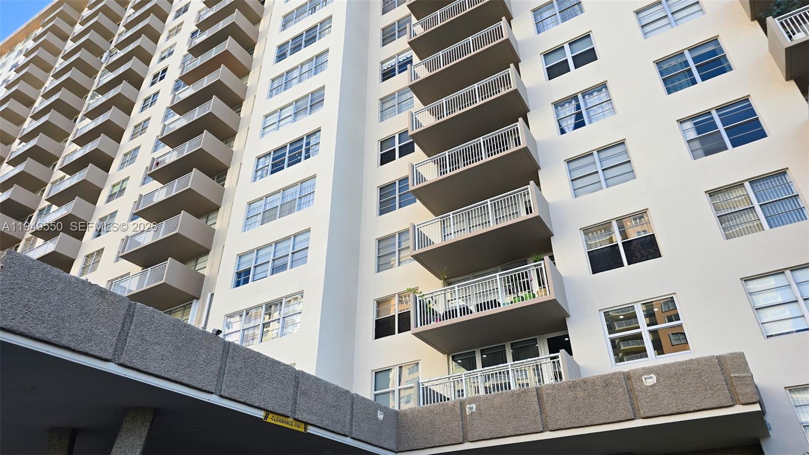 image Winston Towers 10023