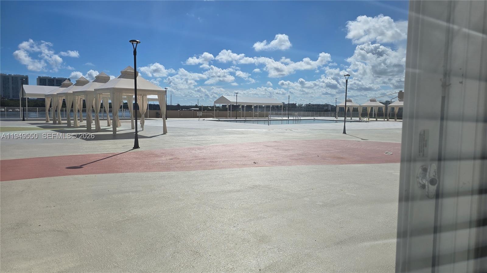 image Winston Towers 10029