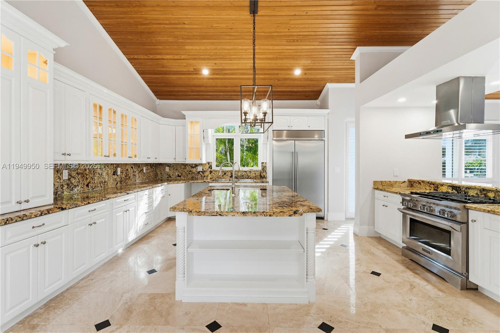 6200 SW 130th Ter Pinecrest, FL 33156