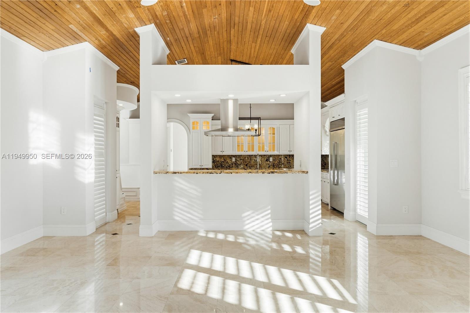 6200 SW 130th Ter Pinecrest, FL 33156