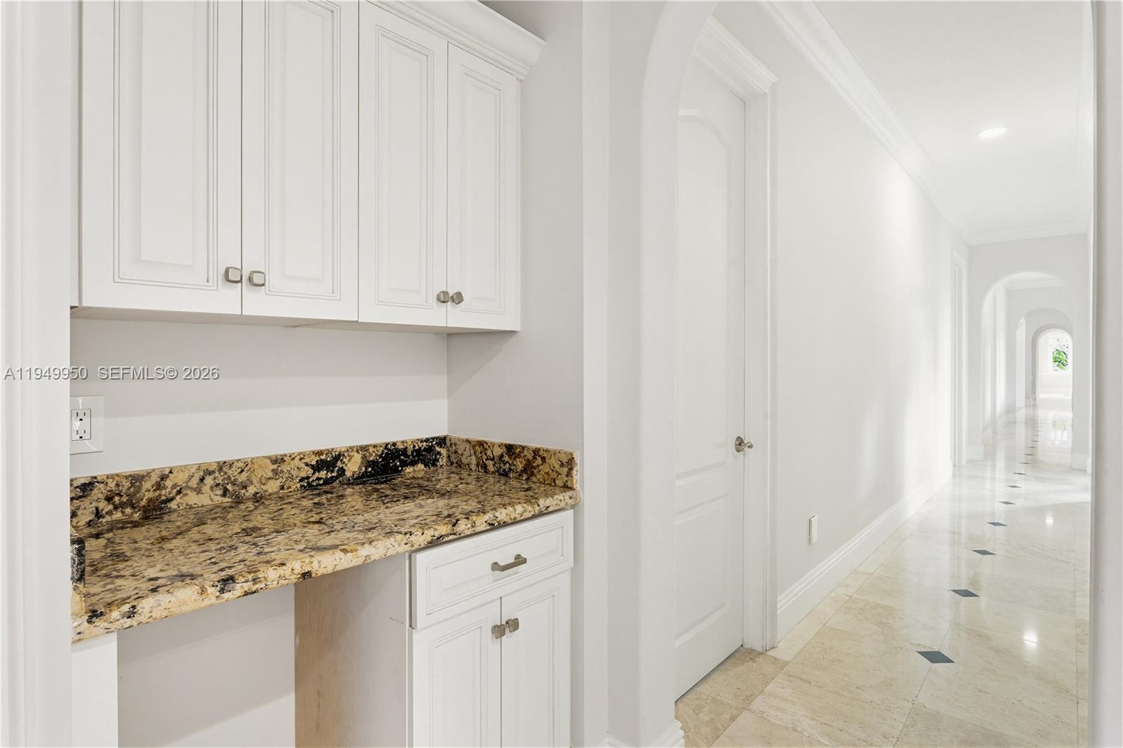 6200 SW 130th Ter Pinecrest, FL 33156