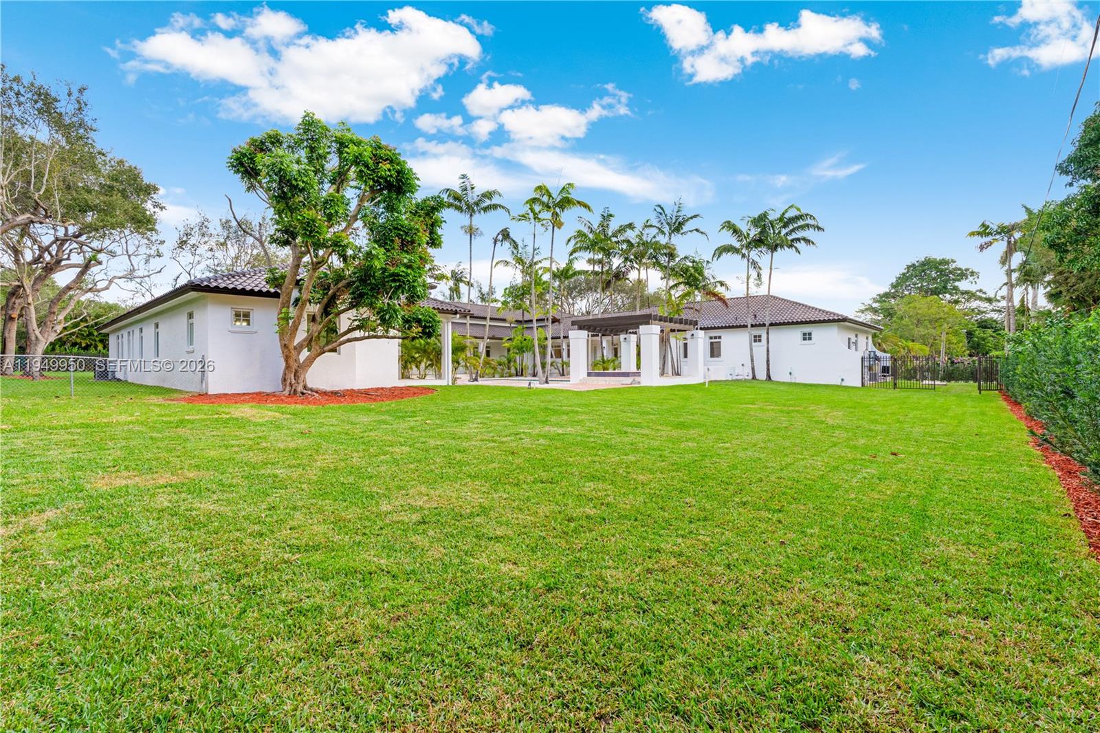 6200 SW 130th Ter Pinecrest, FL 33156