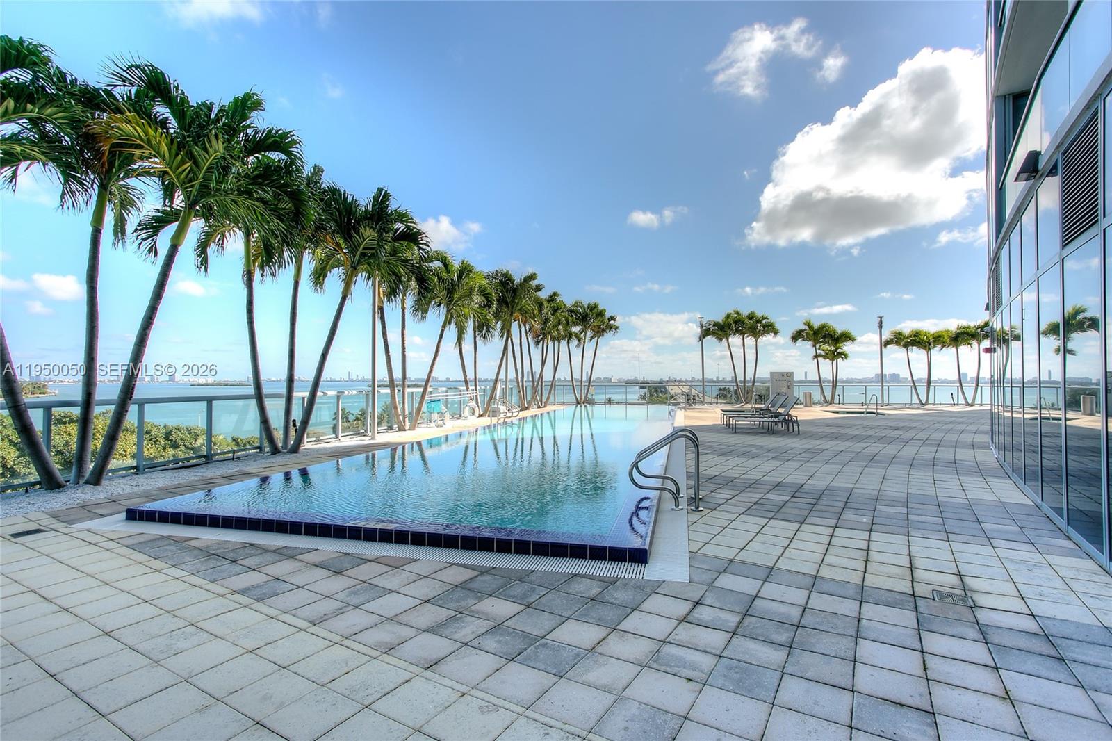 601 NE 36th St #710 Miami, FL 33137