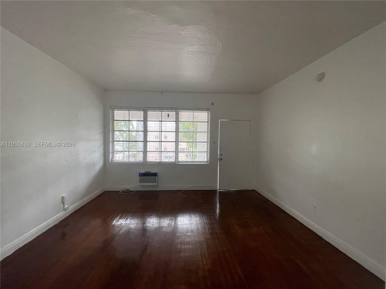 901 Pennsylvania Ave #7 Miami Beach, FL 33139