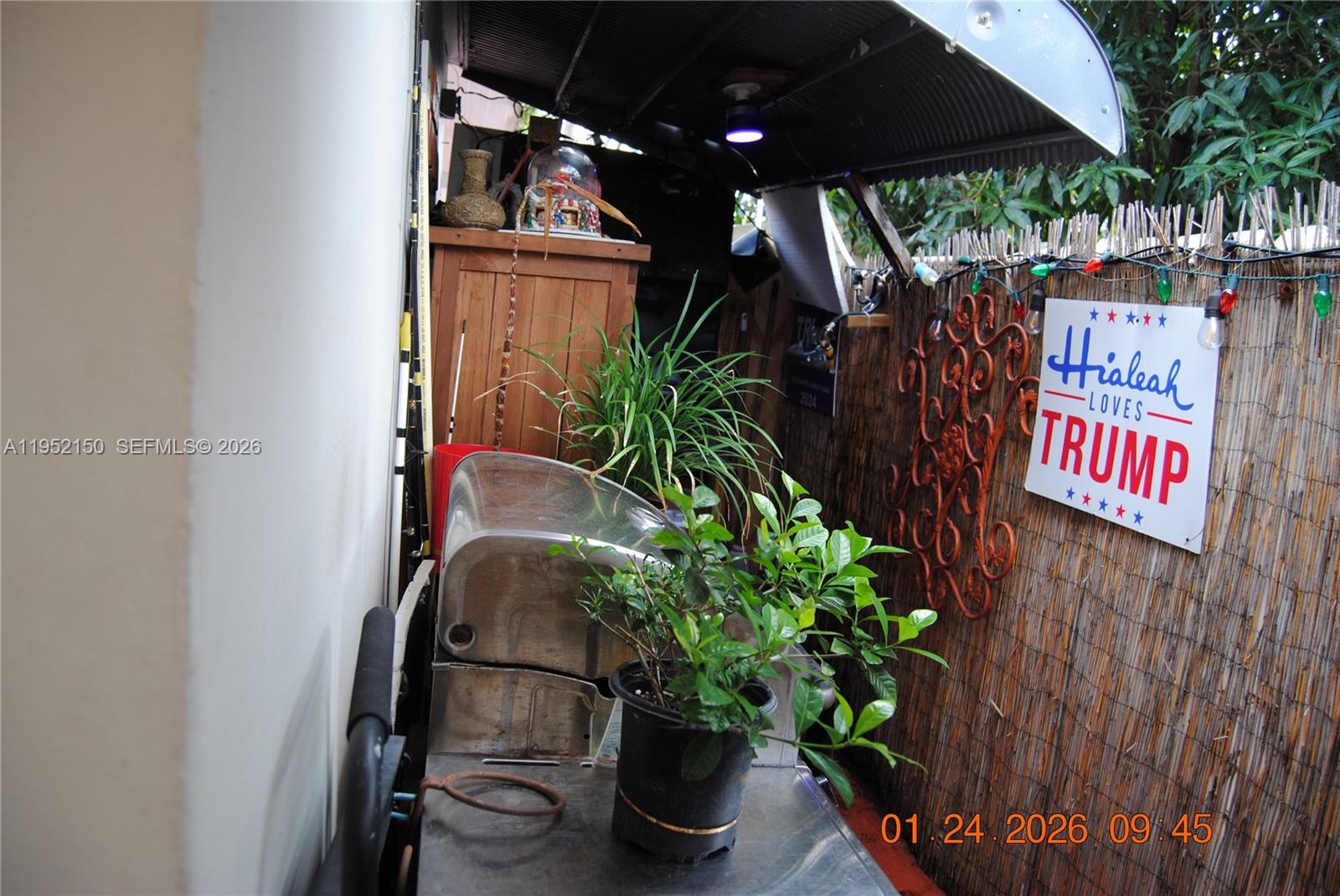 6320 NW 40th St Virginia Gardens, FL 33166