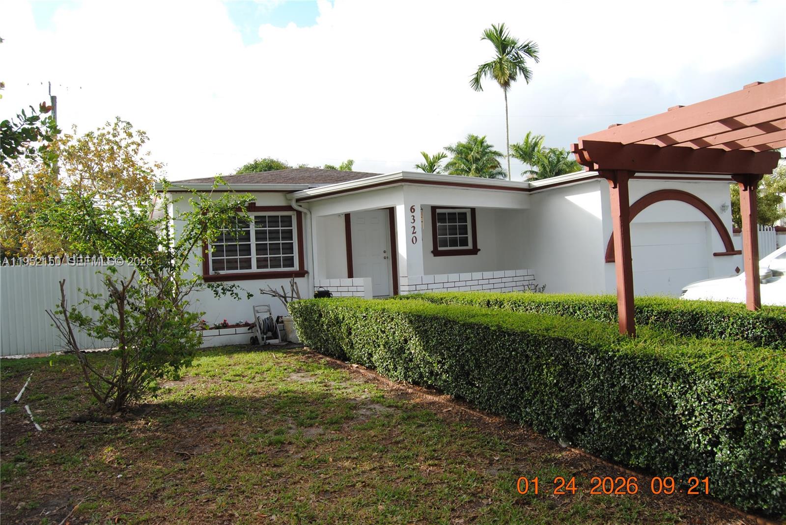 6320 NW 40th St Virginia Gardens, FL 33166