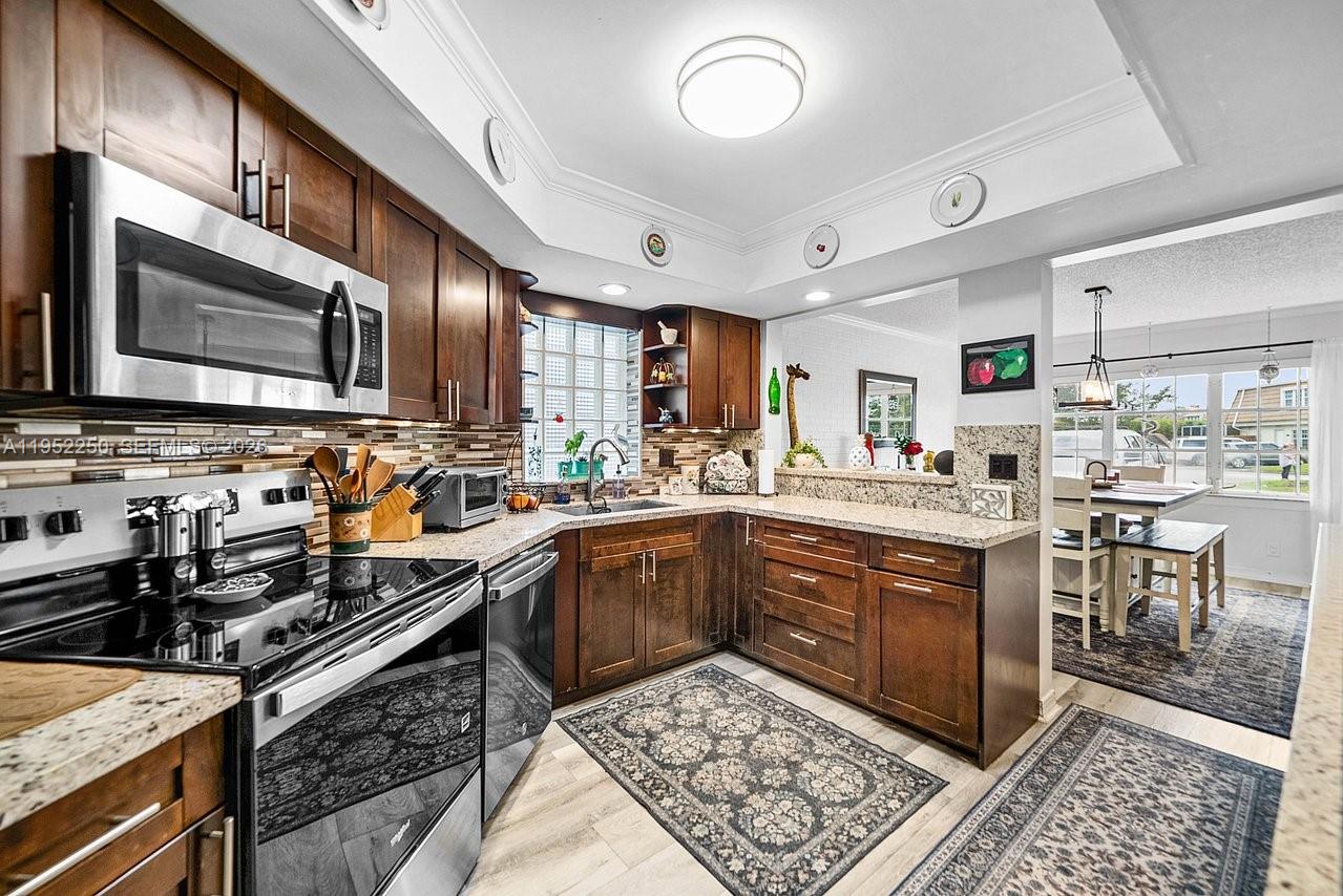 11625 Winchester Dr #B