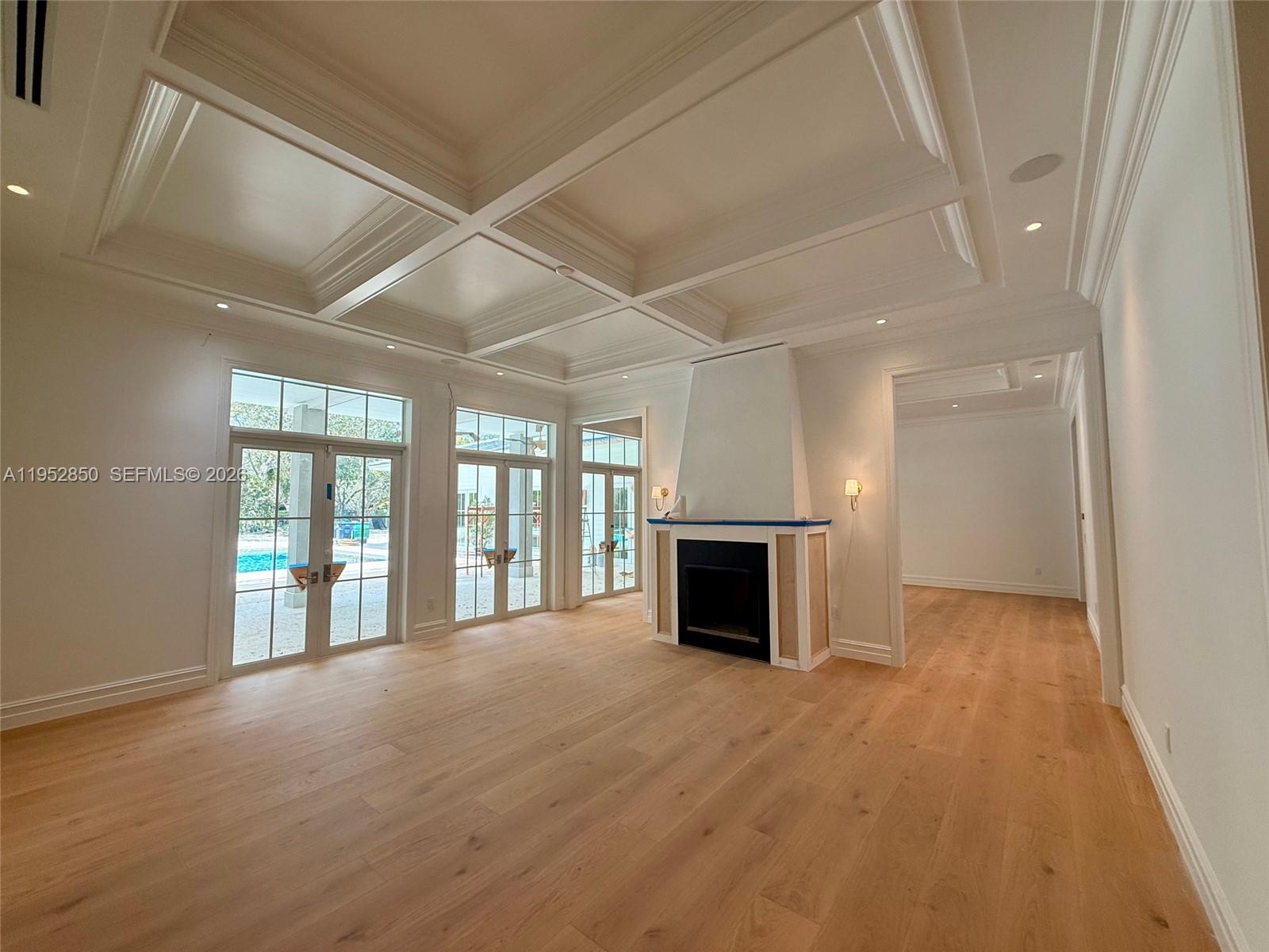 6475 SW 92nd St Pinecrest, FL 33156