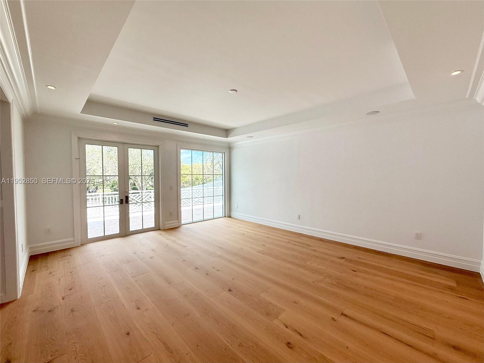 6475 SW 92nd St Pinecrest, FL 33156