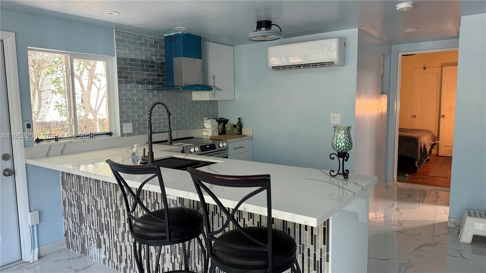 1633 Mckinley St #Back Unit