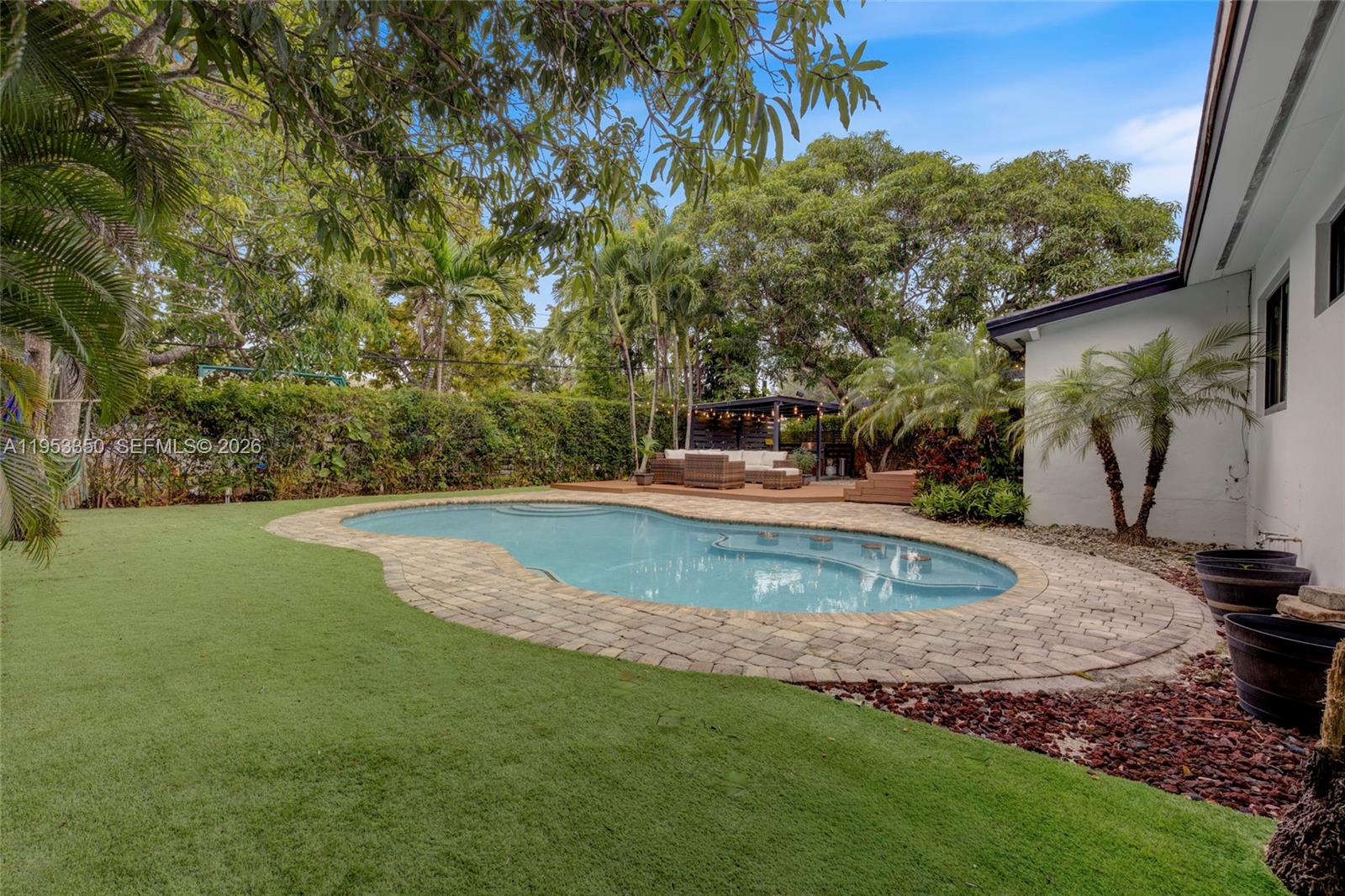 5760 SW 56th St Miami, FL 33155