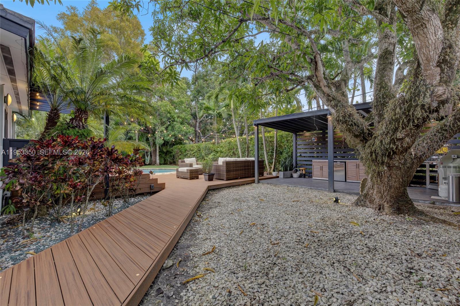 5760 SW 56th St Miami, FL 33155