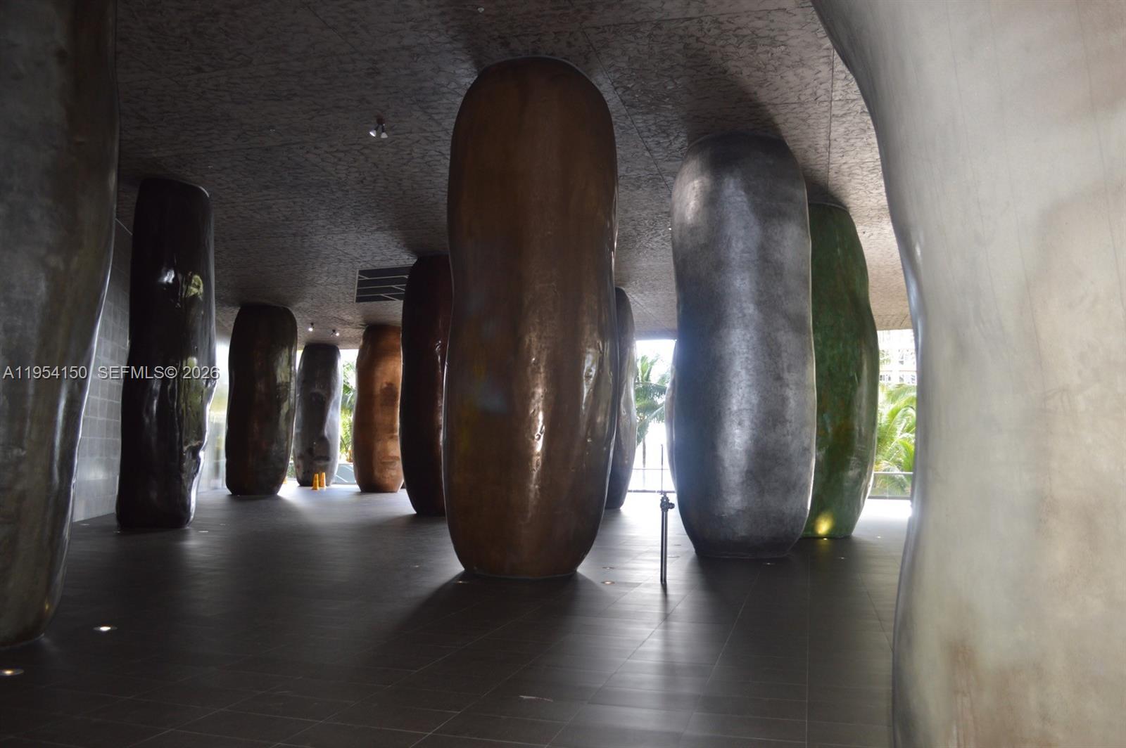 image Icon Brickell I11