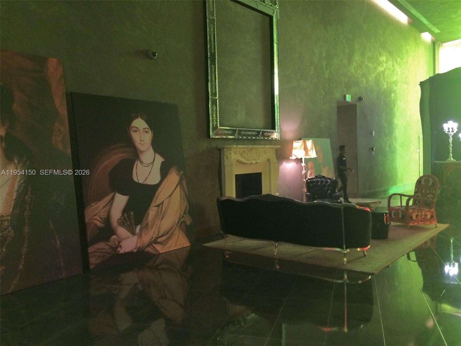 image Icon Brickell I13