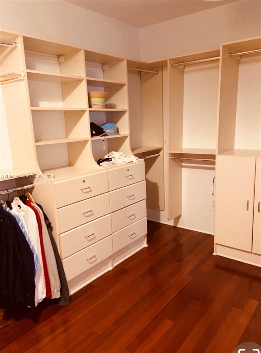 image Majestic Tower27