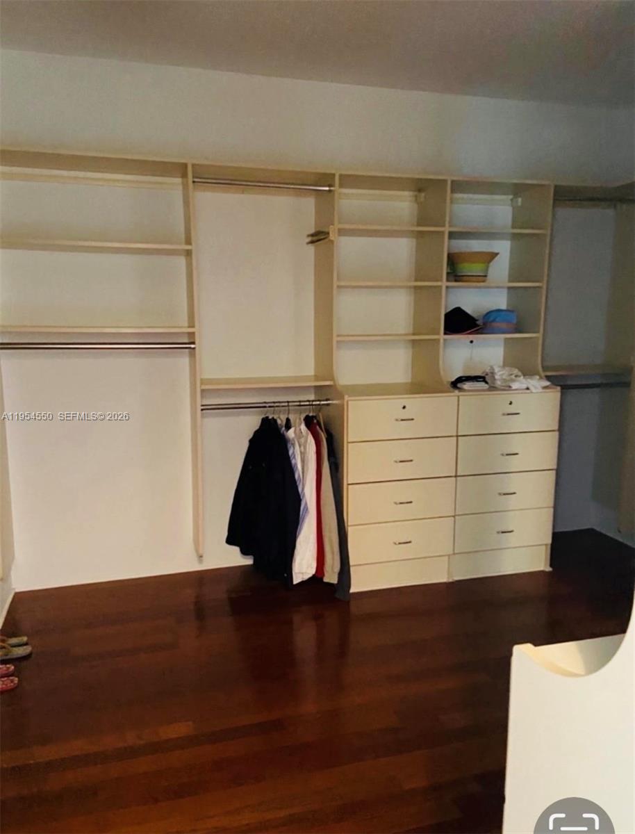 image Majestic Tower28