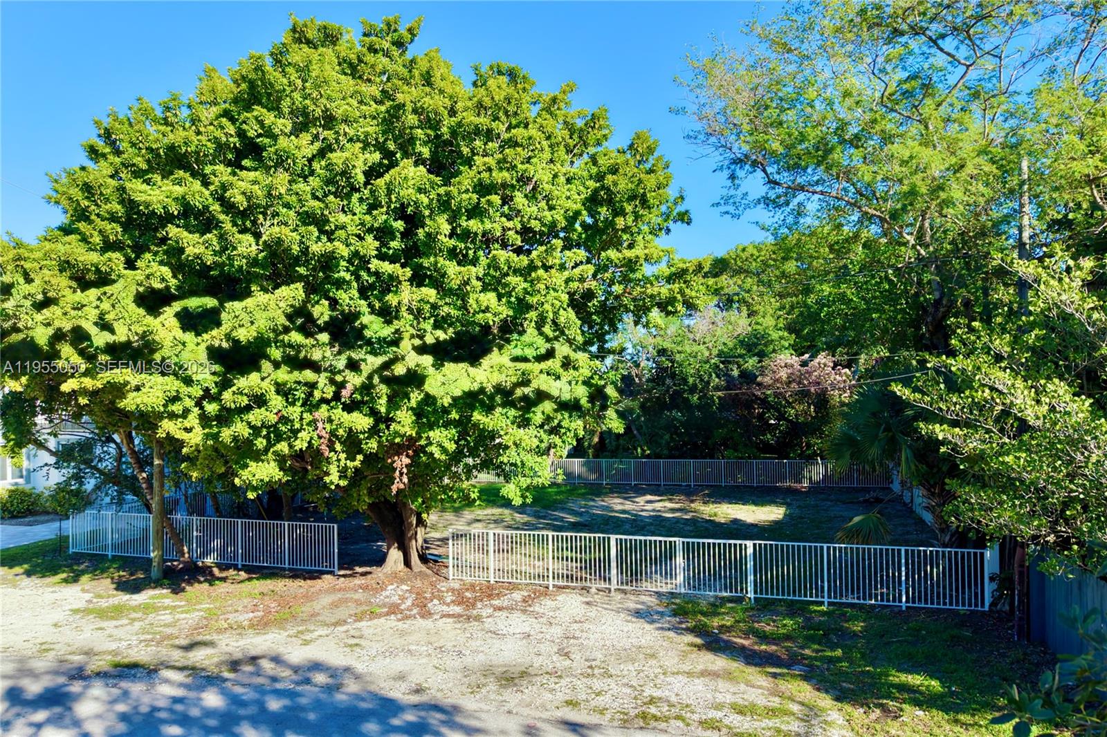 535 W 31st St Miami Beach, FL 33140