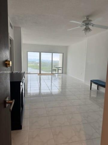 image Arlen House Condo2