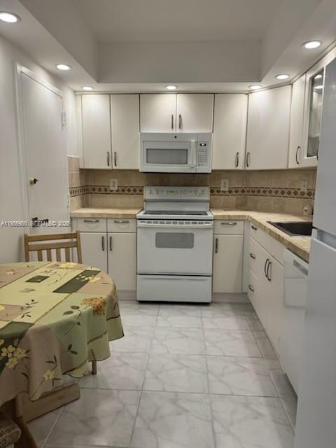 image Arlen House Condo7