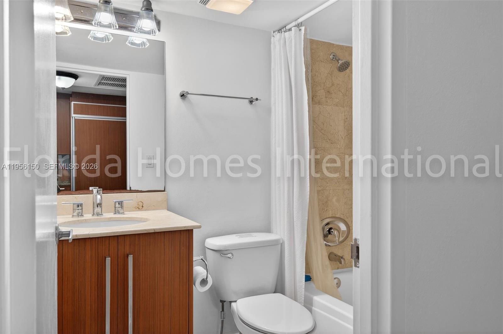 image Harbour House9